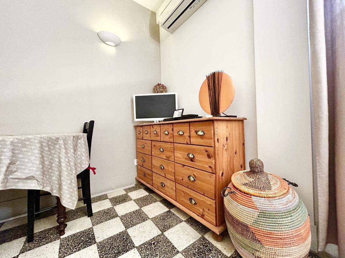 Aparthotel Riviera - Balcon Des Etats Unis - Old Town Promenade Des Anglais 니스 외부 사진